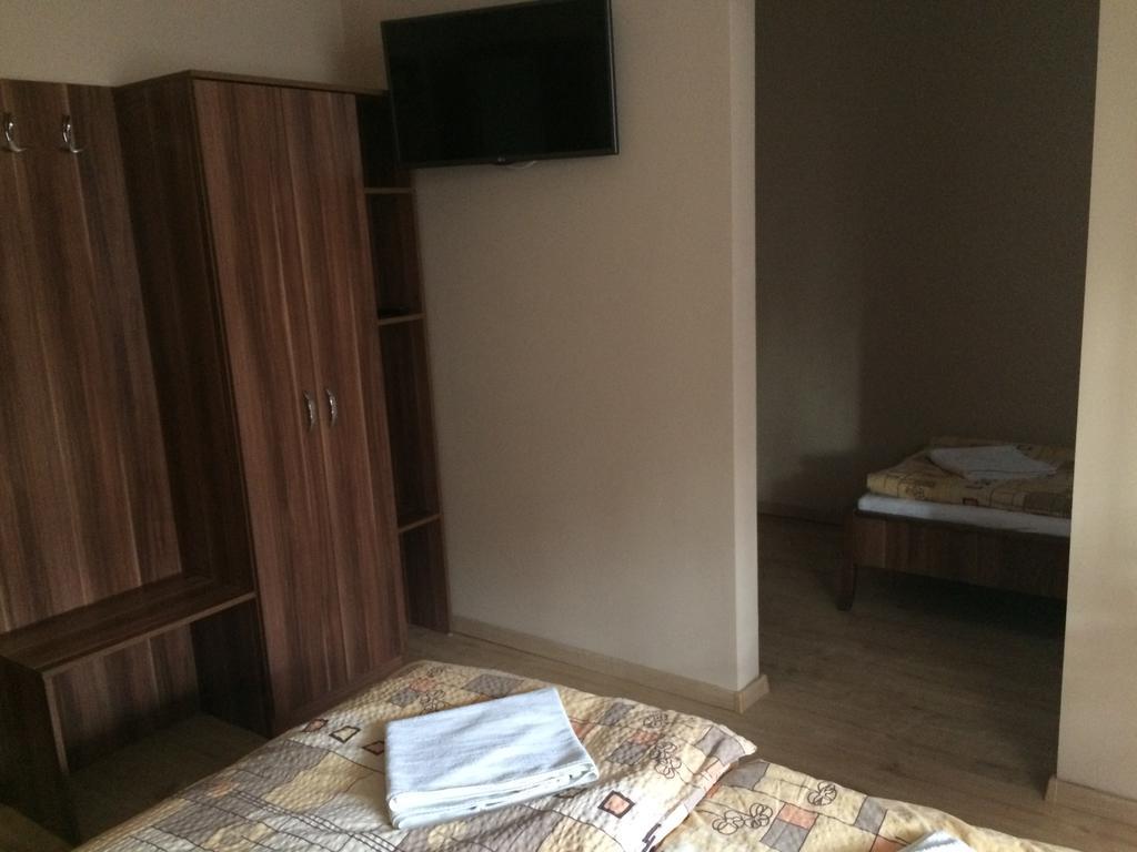 Rózsakert Panzió Nyiregyhaza Exterior foto