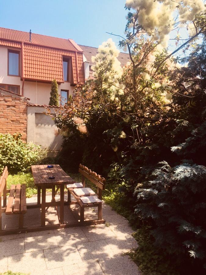 Rózsakert Panzió Nyiregyhaza Exterior foto